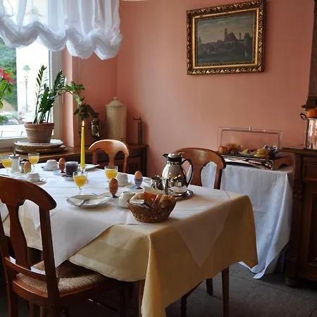 فندق Stadthaus *